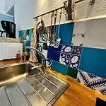 Domus Ars & Jacuzzi Bed & Breakfast