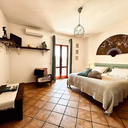 Domus Ars & Jacuzzi Bed & Breakfast Massa Lubrense