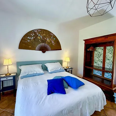 Bed & Breakfast Domus Ars & Jacuzzi 4*